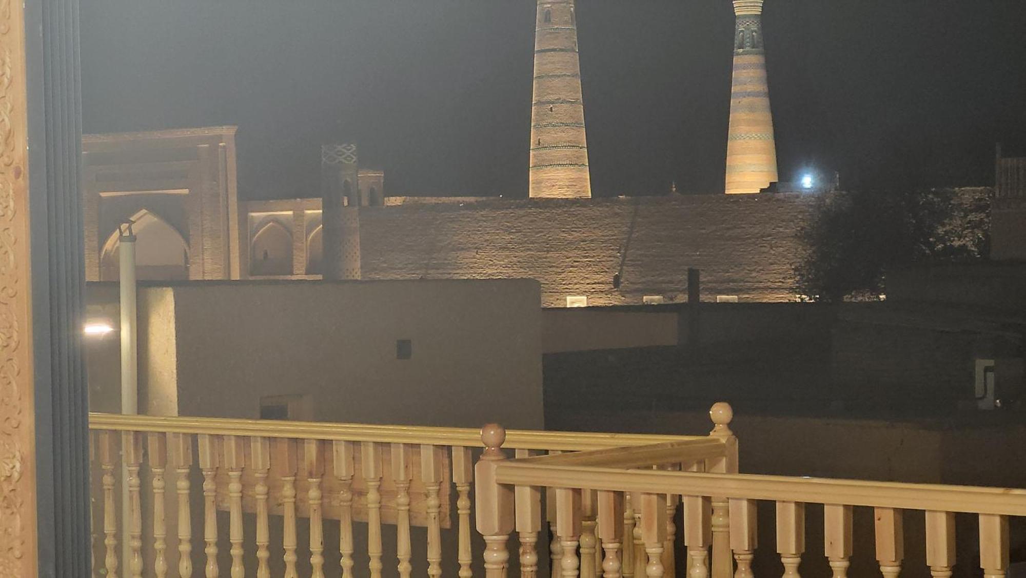Ulli Oy Boutique Hotel & Terrace Xiva Exterior foto